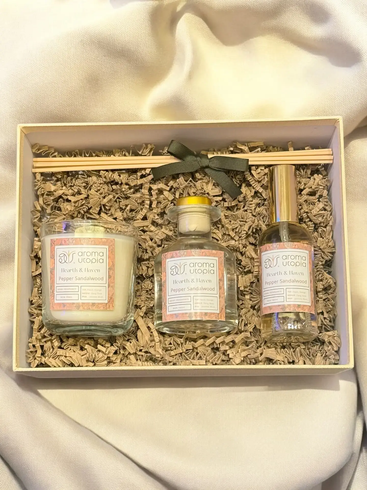 Σετ Δώρου Hearth & Haven - Pepper Sandalwood Σετ Δώρου Hearth & Haven - Pepper Sandalwood